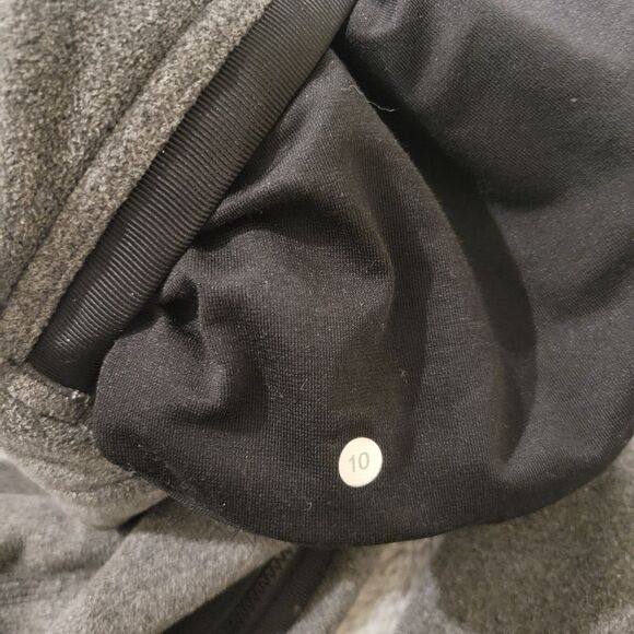 Lululemon Fleece Moto jacket, size 10 - Picture 7 of 12